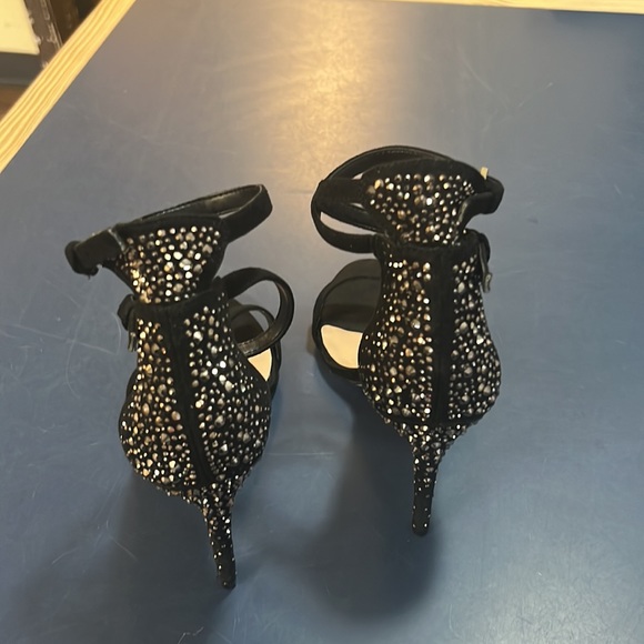 ALDO - Picture 4 of 8